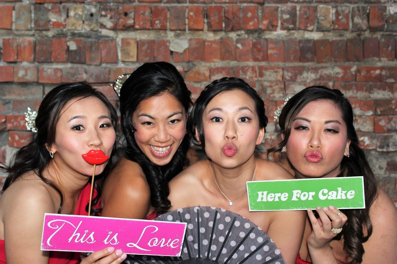 Entertainment Photo Booth open air wedding party group shot bride Entertainment Photo Thingy