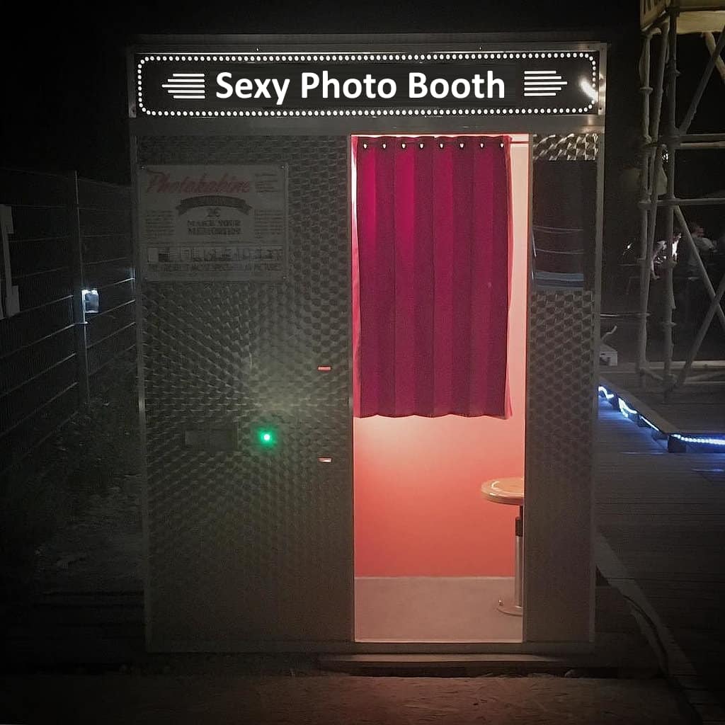Types of Photo Booths: Traditional Photo Booth Enclosed