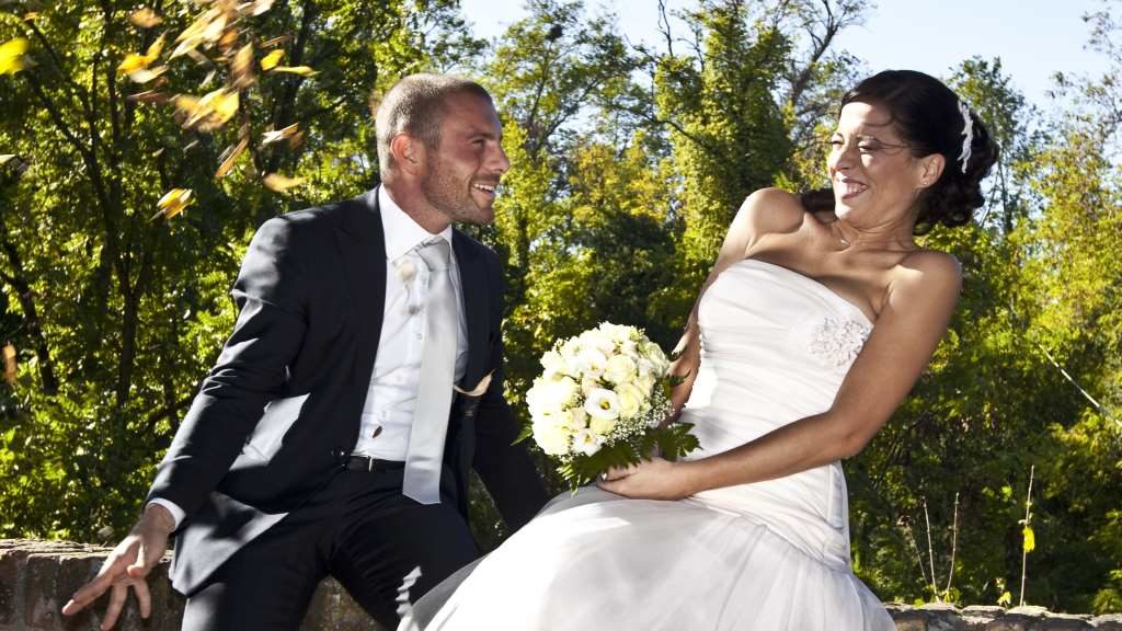 Ask Emilie Man Of Honour Issues Bride Happy Fun Wedding Planner Blog Advice - Man Of Honour Issues