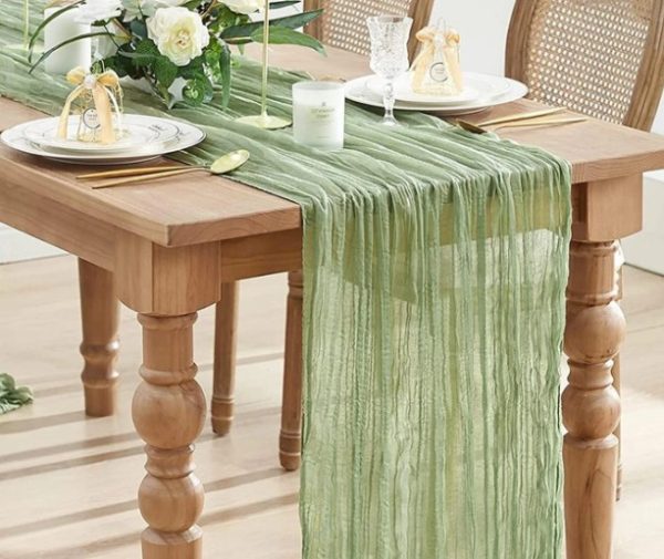 green chiffon runner style