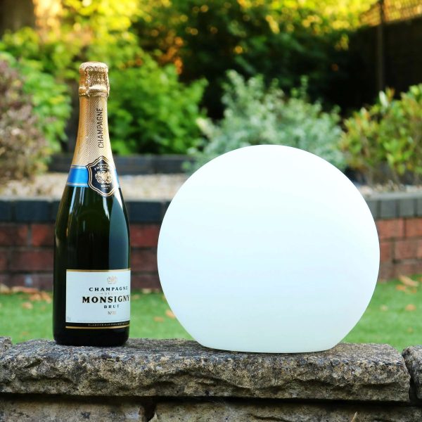 Light up glow ball centrepiece